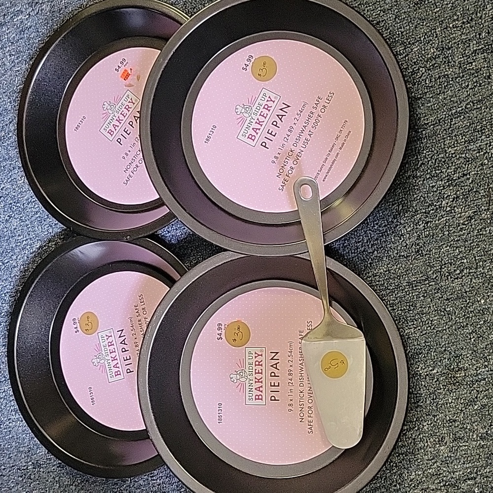 4 New PIE PANS & Stainless Steel Server